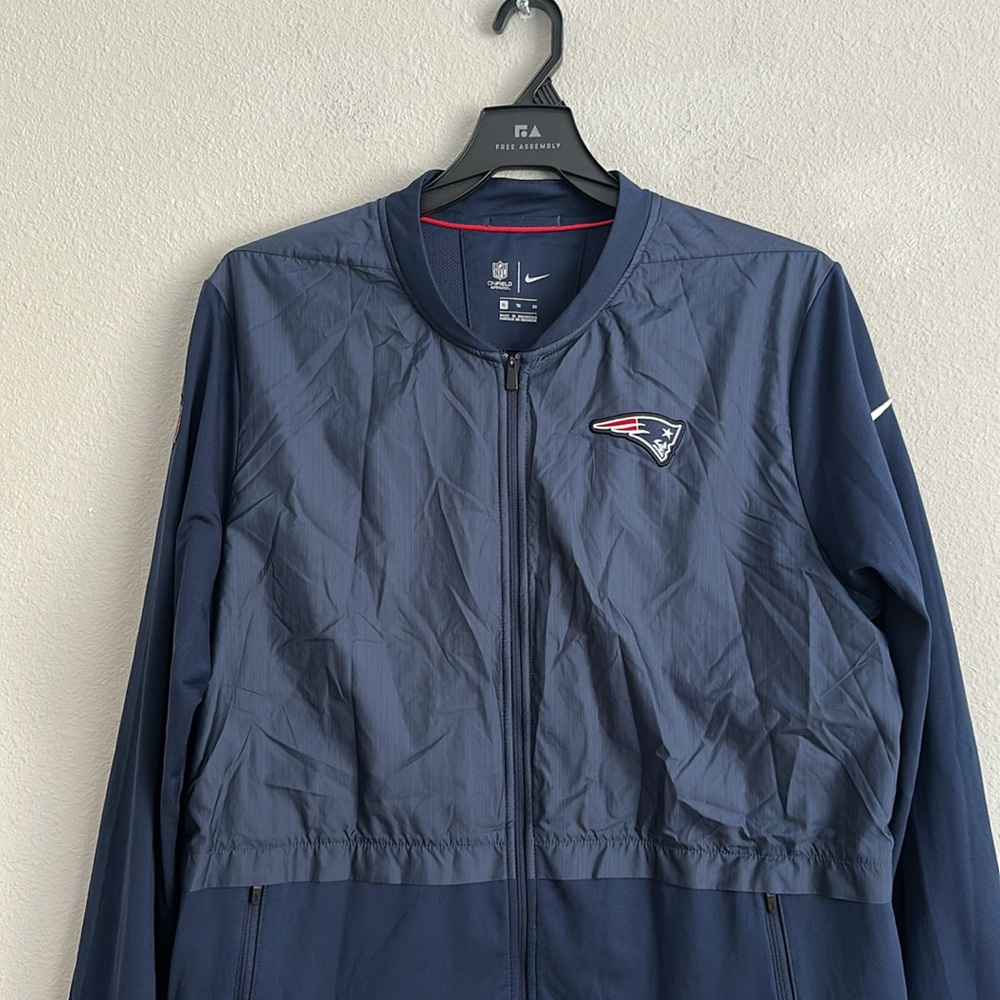 NIKE NEW ENGLAND PATRIOTS ON FIELD APPAREL JACKET TEAM  XL - Picture 4 of 7